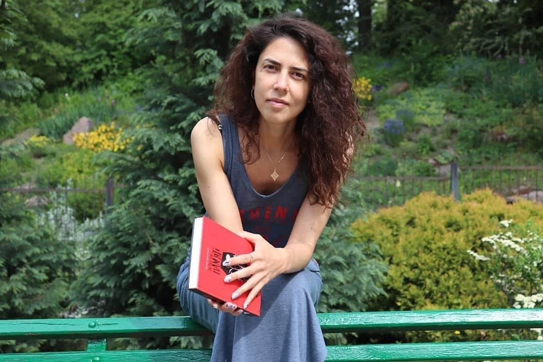 Писательница из Ровно отправляется в Одессу пешком (аудио) «фото»