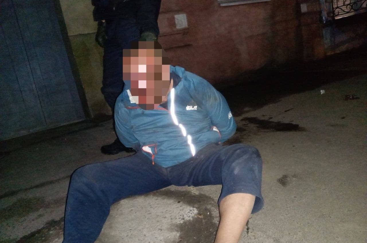 В Одессе ночью мужчина пытался изнасиловать девушку (фото) «фото»