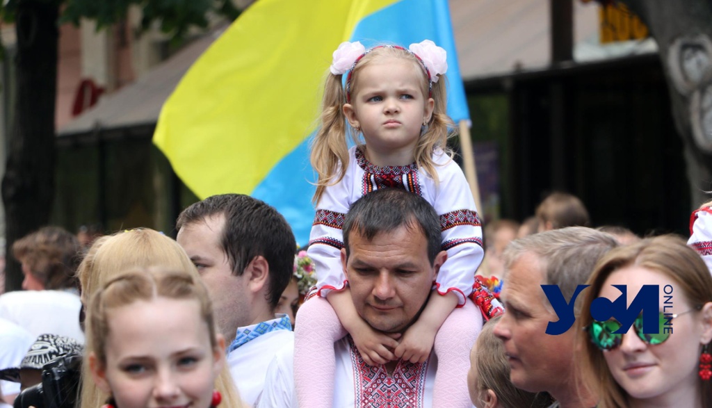 Одесский Мегамарш в вышиванках перенесли на конец июня «фото»