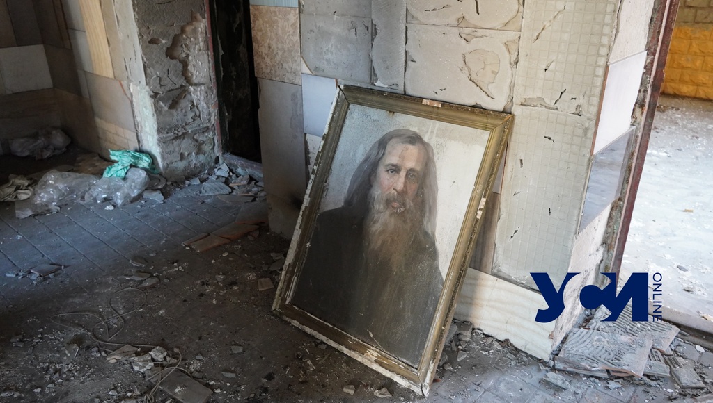 Картины, нары и груды металла: одесскую колонию продают с имуществом (фото, видео) «фото»