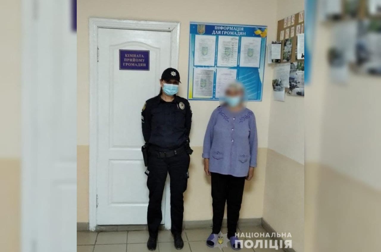 Потерялась: в Одесской области пенсионерку нашли в 11 километрах от дома «фото»