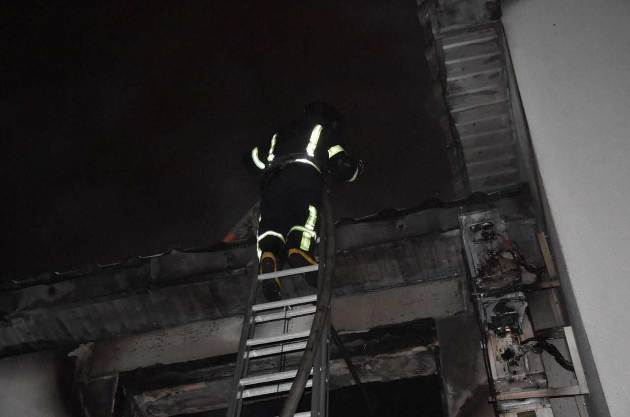 В Одессе горел частный дом: эвакуировали троих (фото) «фото»