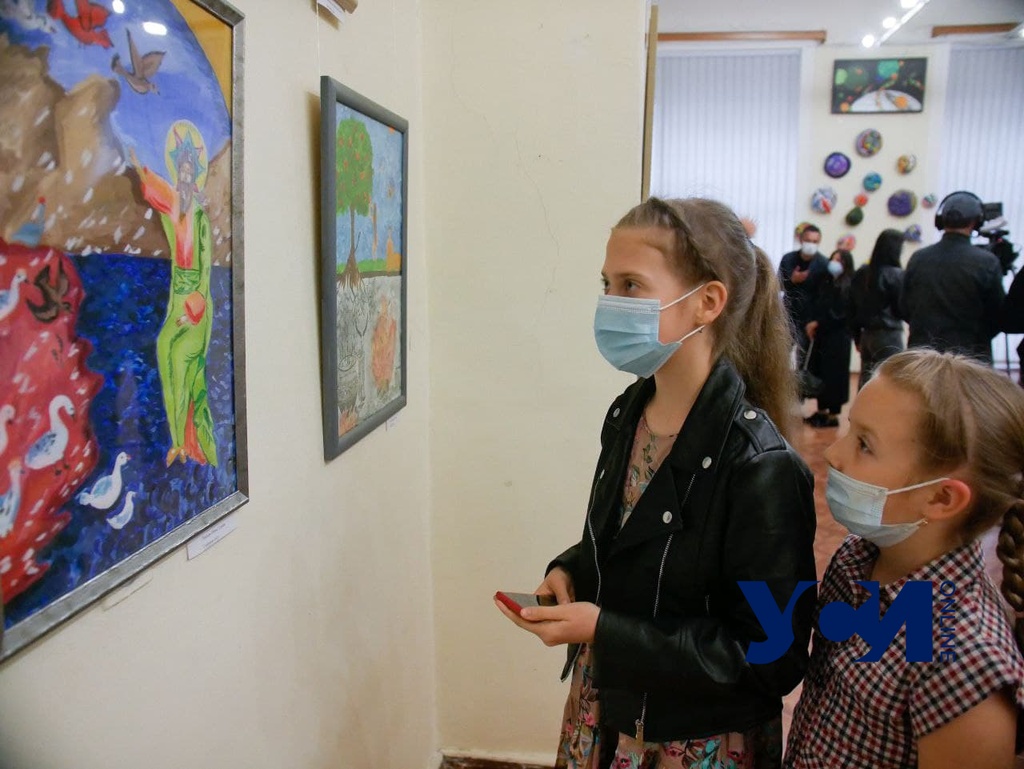 «Сотворение мира»: в музее Одессы открылась выставка детских работ (фото, аудио) «фото»