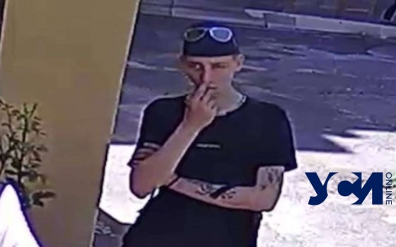 В Одессе парень украл вещи с веревки во дворе, но «засветился» на камере (фото, видео) usionline.com В Одессе парень украл вещи с веревки во дворе, но «засветился» на камере (фото, видео) «фото»