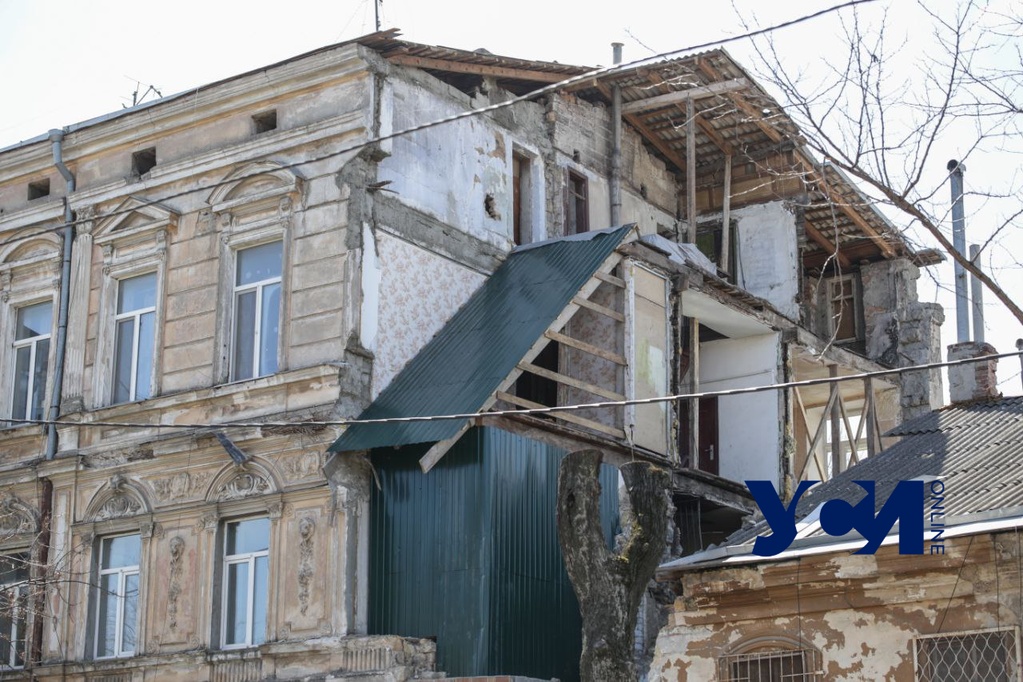 Рухнувший памятник архитектуры в центре Одессы восстановят за 4,5 миллионов usionline.com Рухнувший памятник архитектуры в центре Одессы восстановят за 4,5 миллионов «фото»