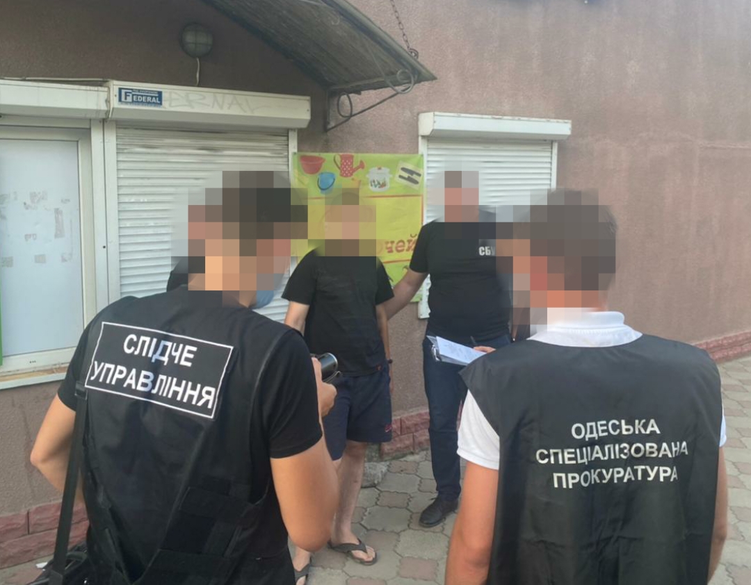 В Одессе на взятке задержали военного чиновника (фото) Обновлено «фото»