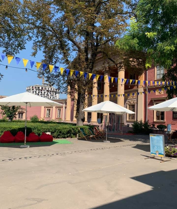 Одесский худмузей работает в День Независимости: выходной перенесли на среду usionline.com Одесский худмузей работает в День Независимости: выходной перенесли на среду «фото»