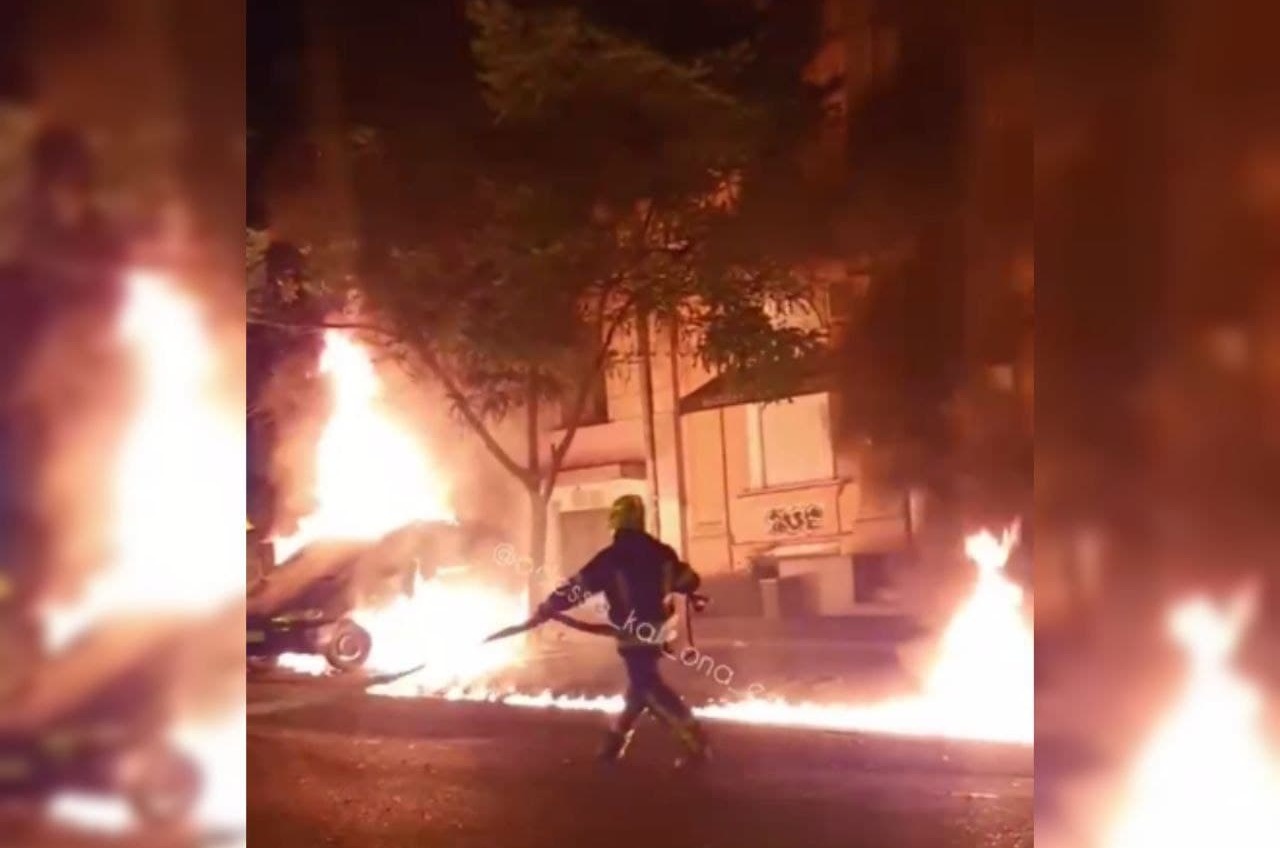 В центре Одессы сгорел автомобиль «фото»