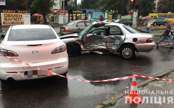 Проехал на “красный”: в Одессе полицейский стал участником смертельного ДТП usionline.com Проехал на “красный”: в Одессе полицейский стал участником смертельного ДТП «фото»