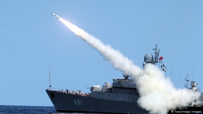 Россия будет проводить ракетные стрельбы в Черном море «фото»
