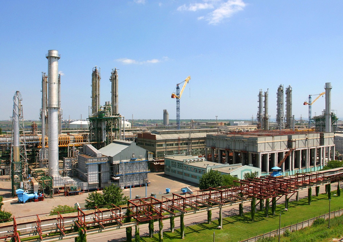 Одесский припортовый завод останавливает работу «фото»
