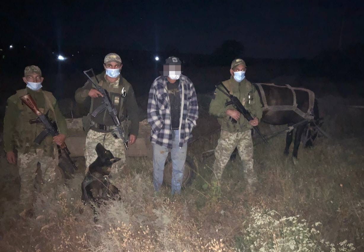 На границе Одесской области задержали заблудившегося молдаванина на телеге «фото»