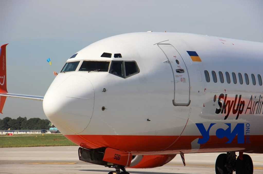 Авиаконфликт: одесситов сняли с рейса, в авиакомпании винят пассажиров (фото) «фото»