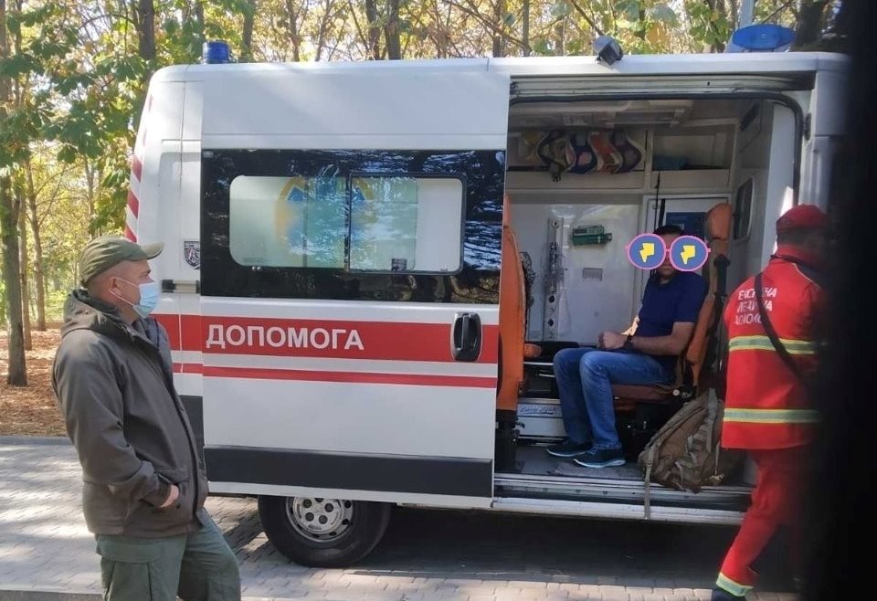 В парке Победы одессит потерял сознание: у него подозрение на ковид (фото) «фото»