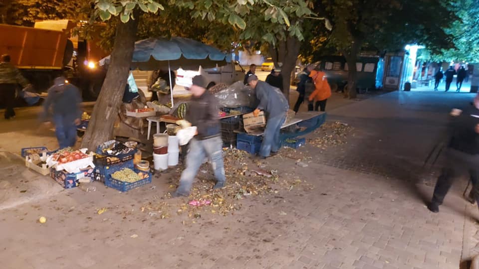 В Одессе снесли еще один стихийный рынок: теперь на Таирова (фото) «фото»