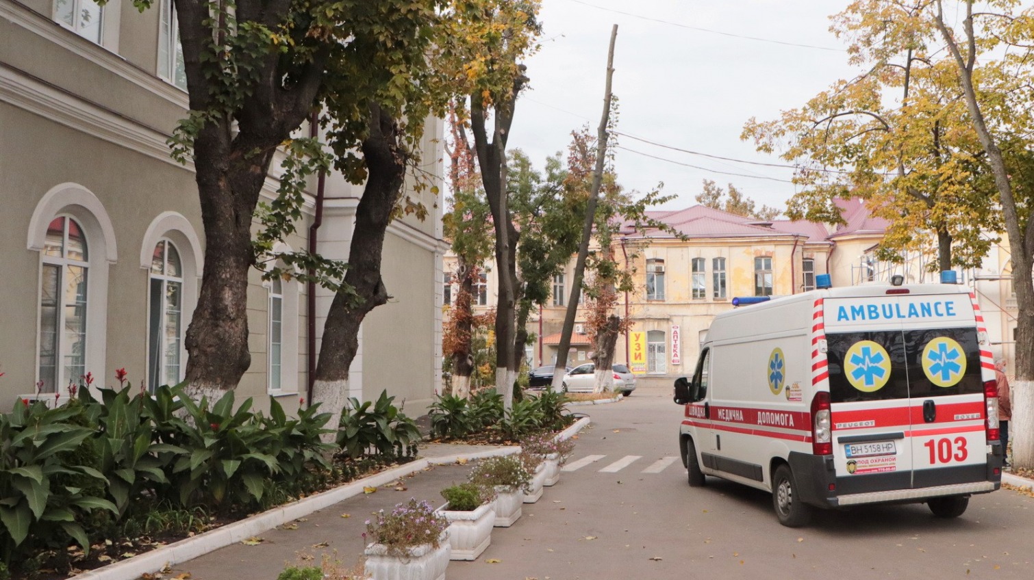 Все плохо: в Одессе развернут дополнительные койки для больных коронавирусом «фото»