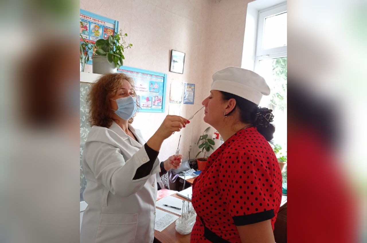 В Одесской области у 36 работников пищеблоков учебных заведений нашли стафилококк (фото) «фото»