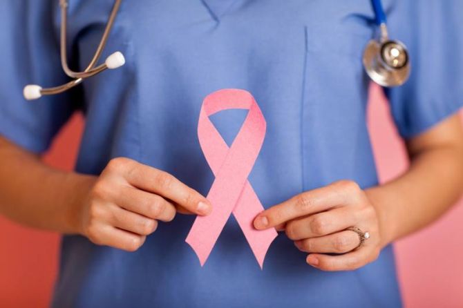 Борьба с раком груди: одесситки смогут бесплатно провериться (аудио) «фото»