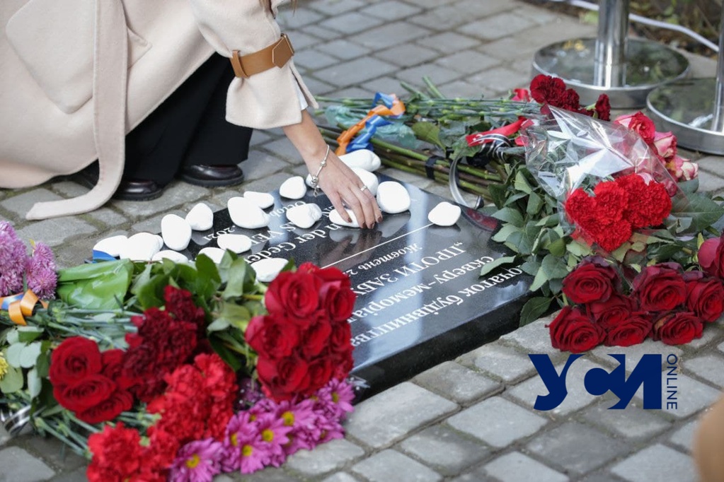 В Одессе почтили память жертв Холокоста и заложили капсулу в сквере-мемориале (фото, аудио) «фото»