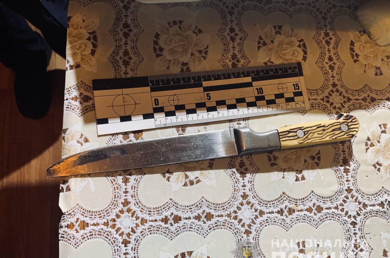 На поселке Котовского иностранец с ножом напал на одессита (видео) «фото»