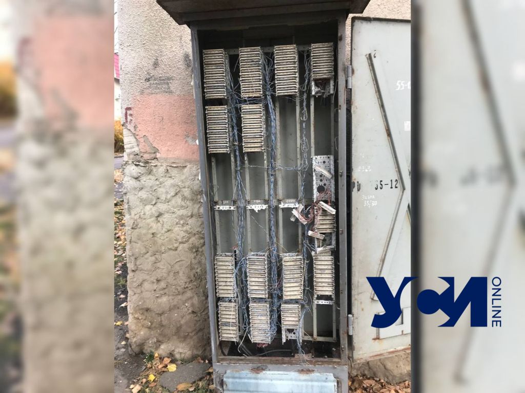 На поселке Котовского парень украл кабели из домового щита (фото) «фото»