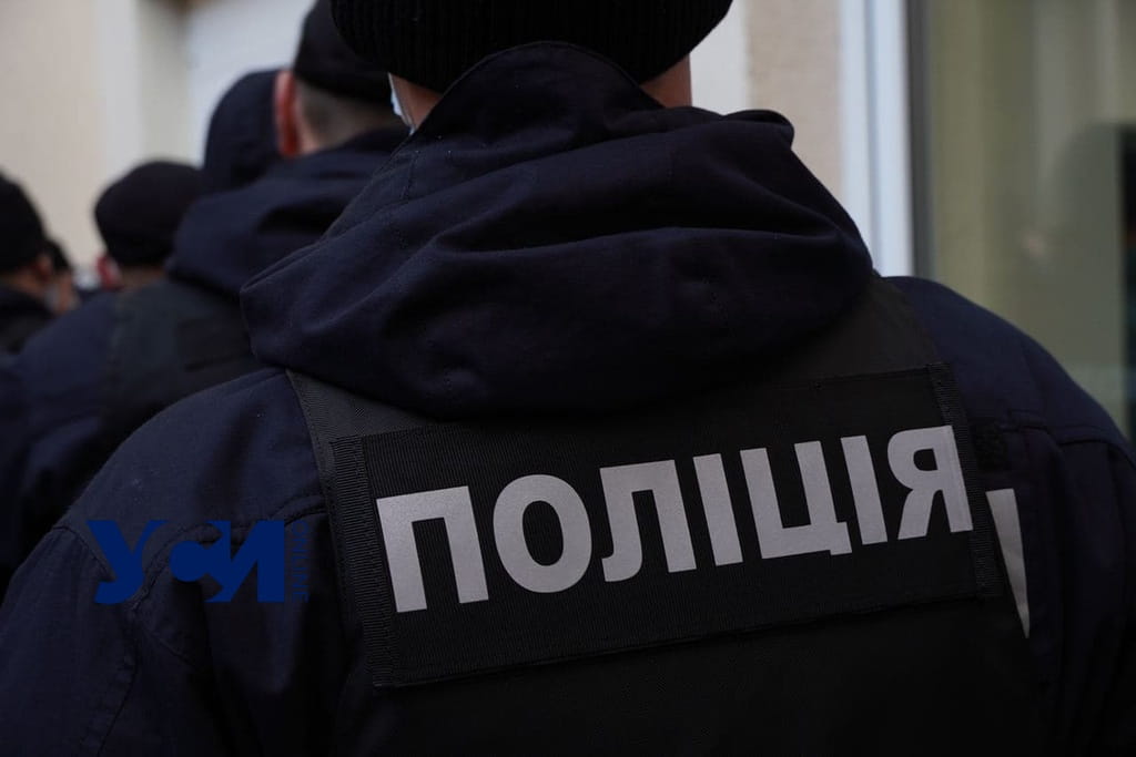В Черноморске полицейский отсудил 50 тысяч гривен у парня, который его укусил «фото»