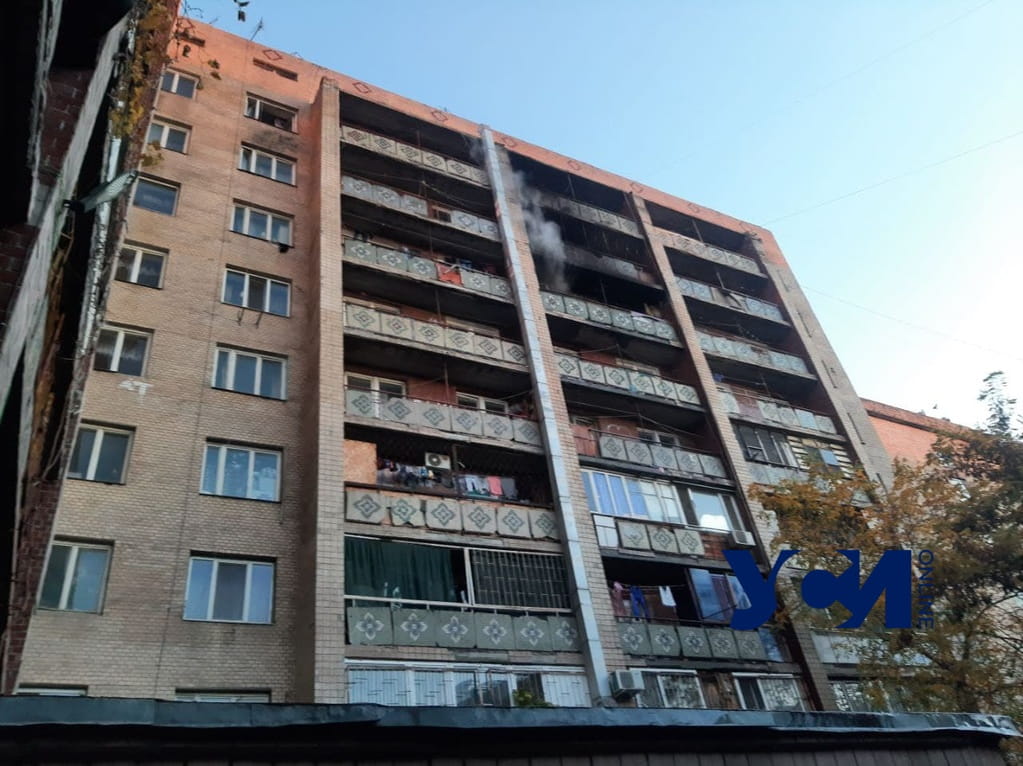 На Новосельского горит общежитие (фото, видео) «фото»
