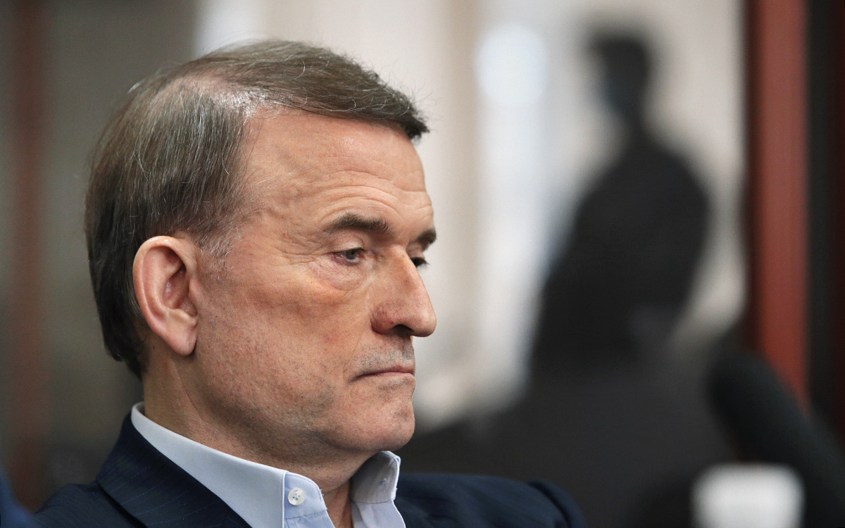 Президент Зеленский ввел санкции против телеканалов ОПЗЖ «фото»