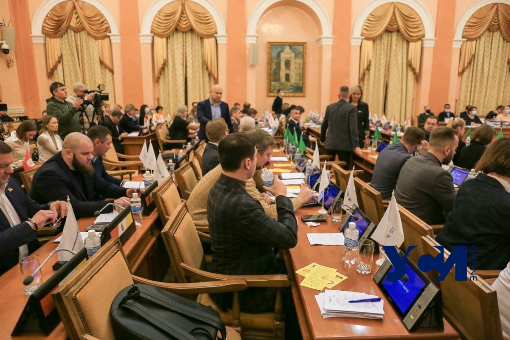Одесские депутаты не используют деньги из депутатского фонда «фото»