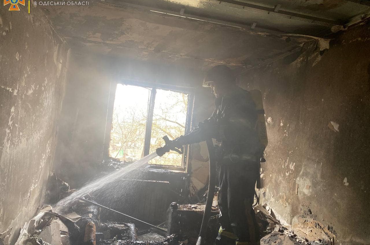 В Одессе на пожаре погиб мужчина (фото, видео) «фото»