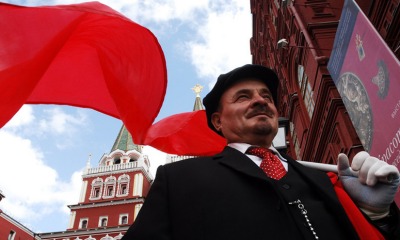 Путин и призрак Ленина usionline.com Путин и призрак Ленина «фото»