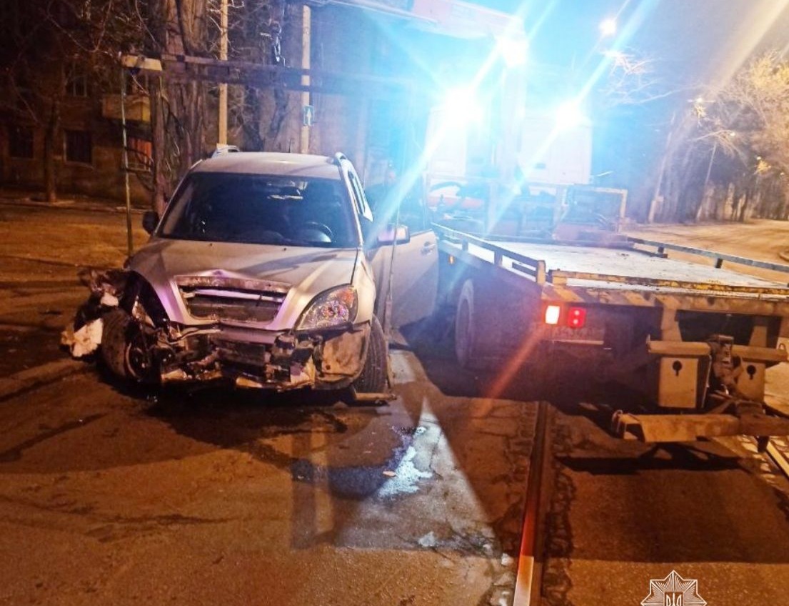 В Одессе пьяный водитель пытался сбежать (фото) «фото»