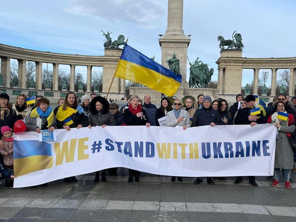«Стоп война!»: по всей Европе прошли акции в поддержку Украины (фото) «фото»