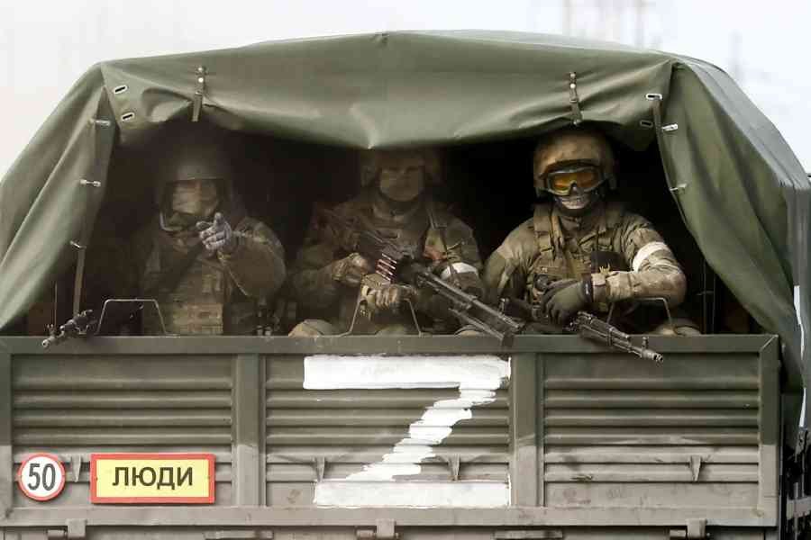 В Донецкой области оккупанты захватили гуманитарный конвой: похищены украинские спасатели и водители «фото»