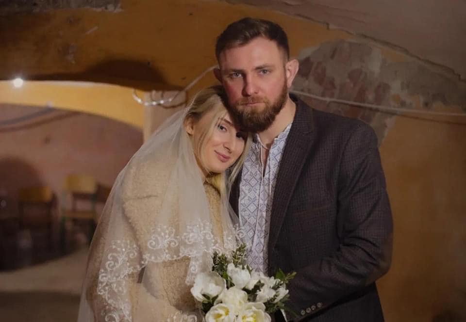 С начала война почти 8 тысяч украинцев и украинок оформили брак (фото) «фото»