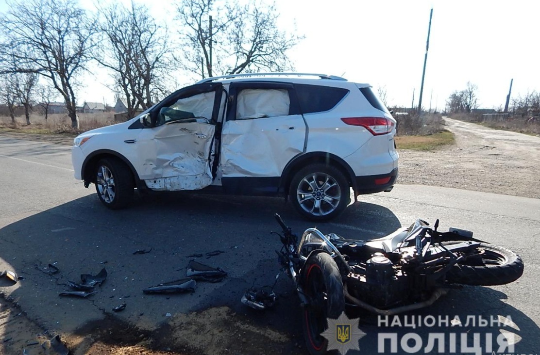 В Одесской области внедорожник сбил мопед, водитель в больнице (фото) «фото»