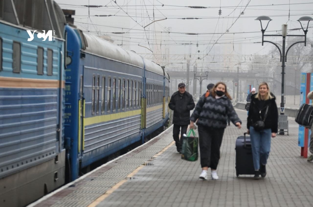 Эвакуационные поезда из Одессы: расписание на 19 марта «фото»