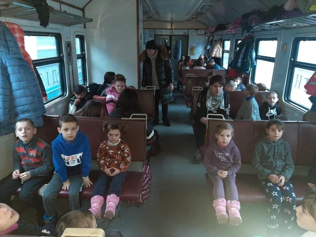 Из Одесской области эвакуировали более 700 детей-сирот «фото»