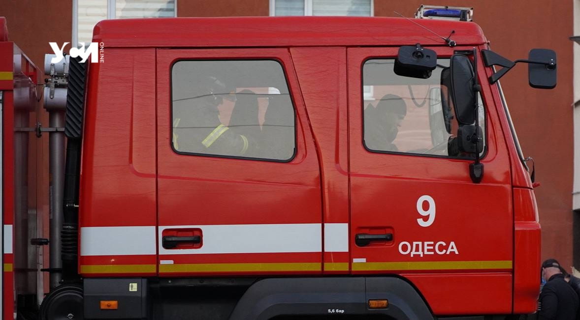 В Одессе на Черемушках горел магазин «фото»