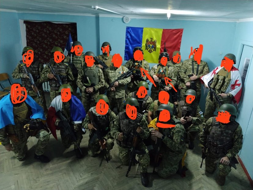 Добровольцы из соседней Молдовы сражаются в Украине против российских оккупантов «фото»