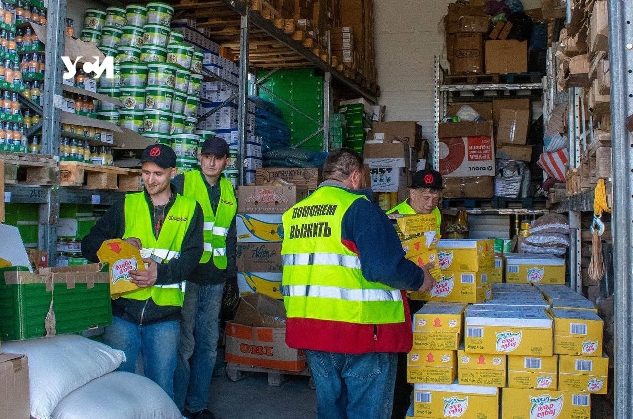 Матрасы и продукты: одесские волонтеры помогают жителям горячих точек (фото) «фото»