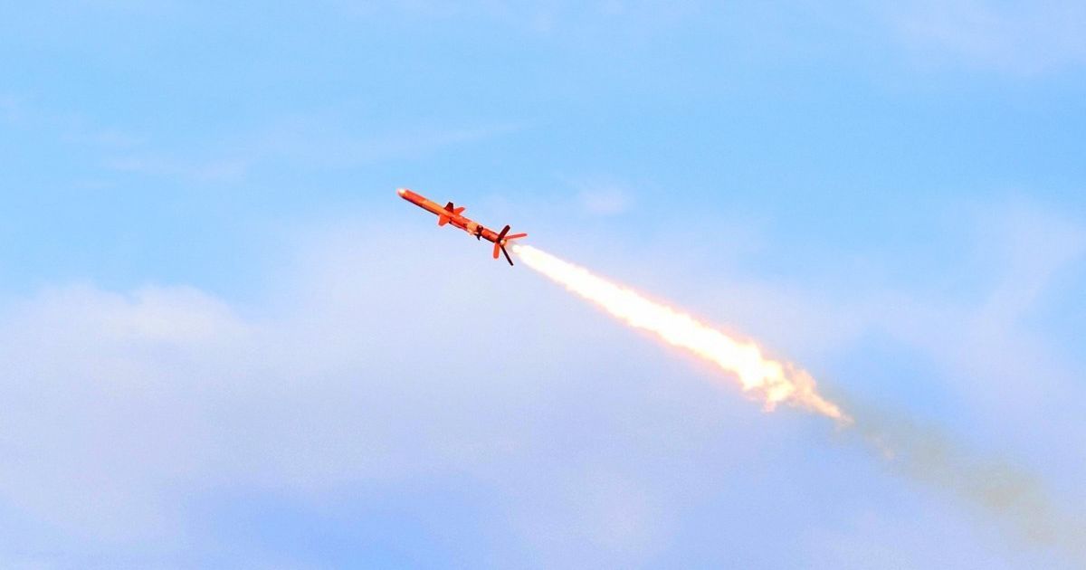 Генштаб: с кораблей РФ продолжают обстреливать ракетами Украину «фото»