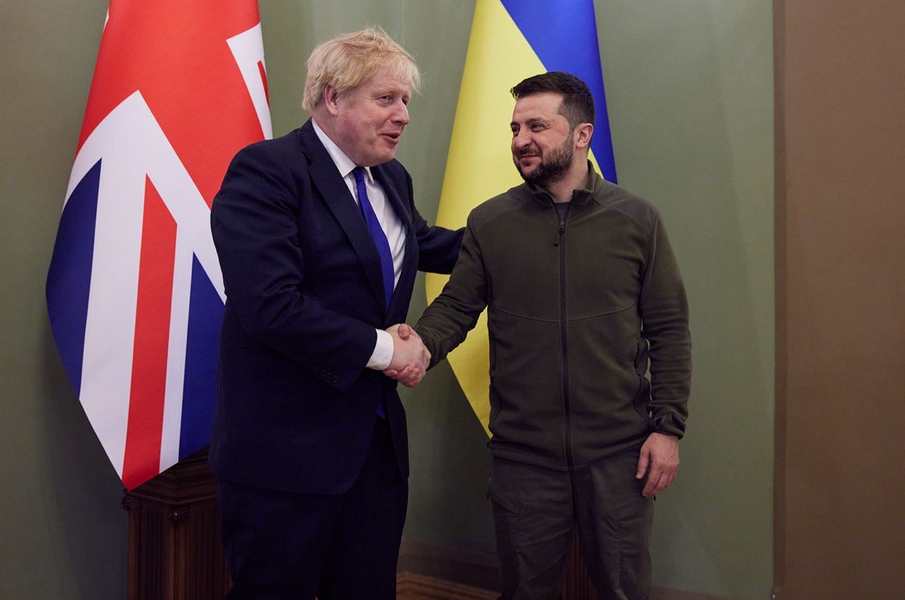 Великобритания возьмет на себя реконструкцию Киева и области «фото»