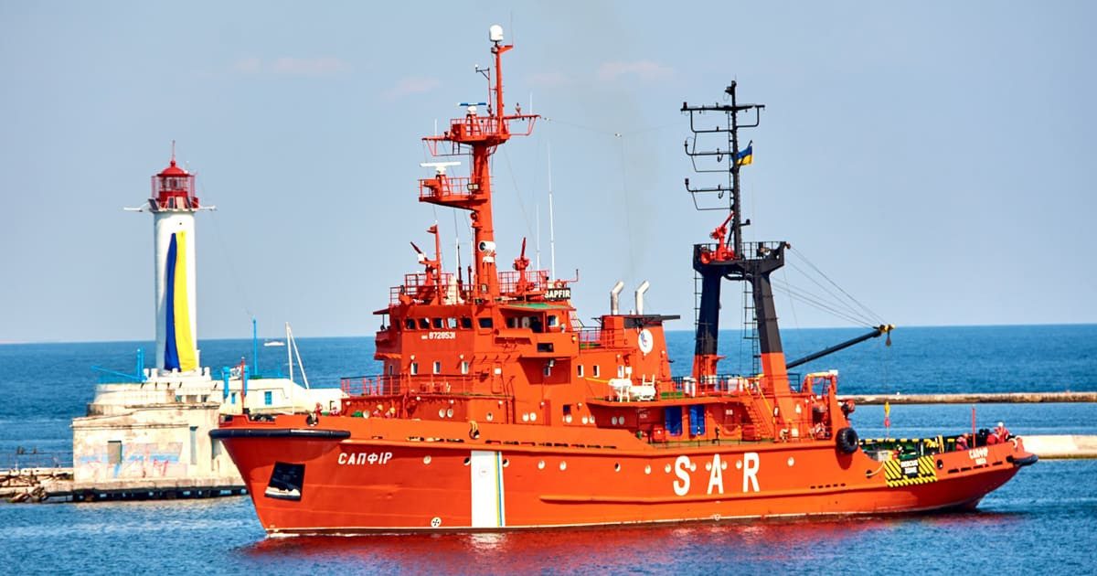 Спасательное судно «Сапфир» снова под контролем Украины «фото»