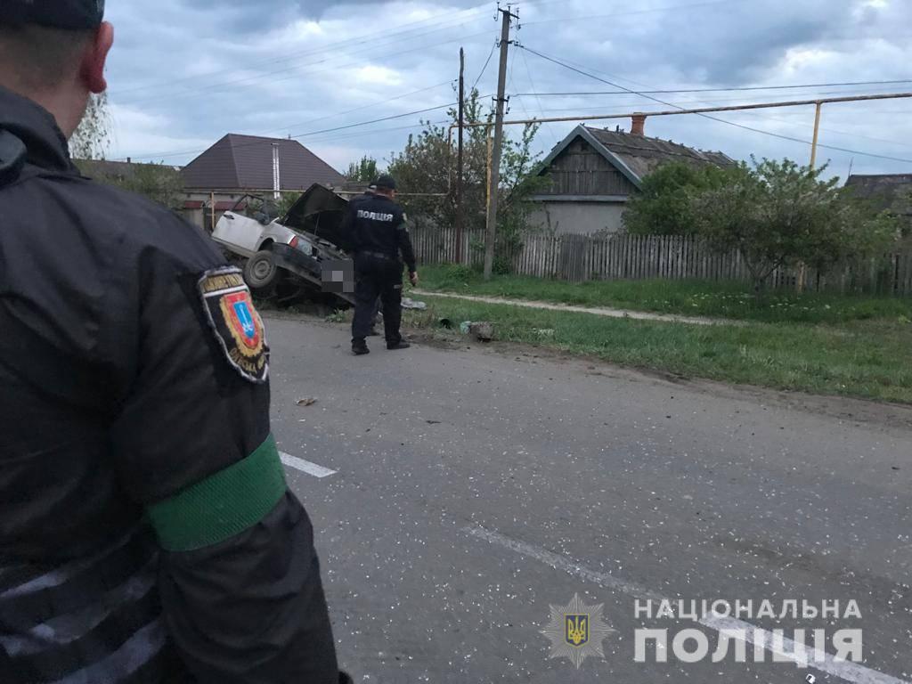 Смертельное ДТП в Одесской области: погибли водитель и его сын (фото) «фото»