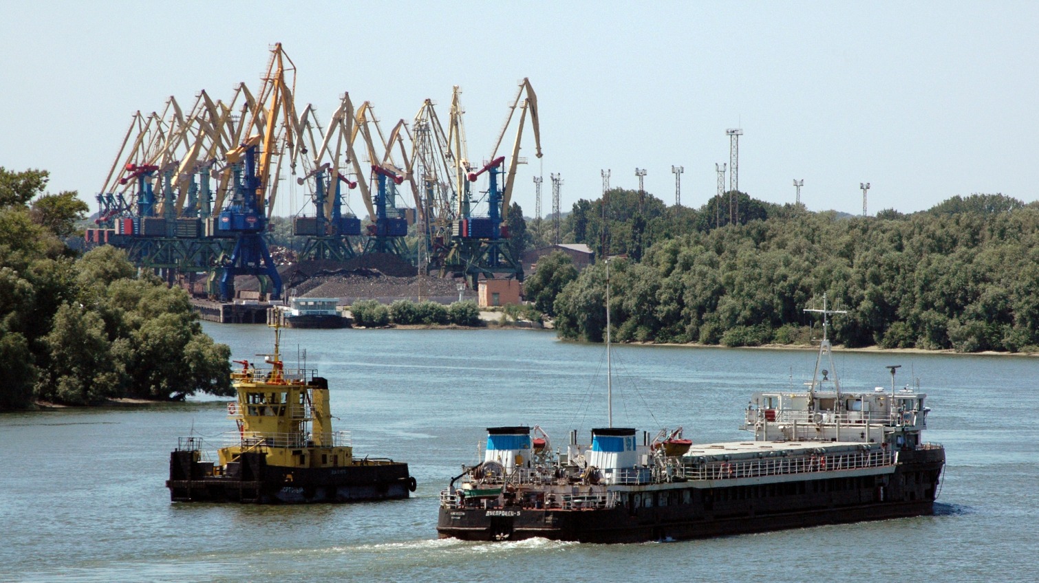 «Наживаются на войне»: перевалка зерна в портах Дуная подорожала в четыре раза «фото»