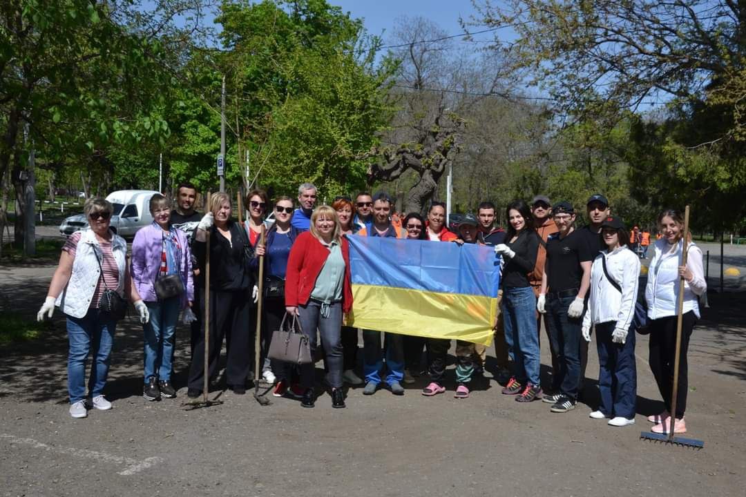 Одесские коммунальщики провели субботник (фото) «фото»