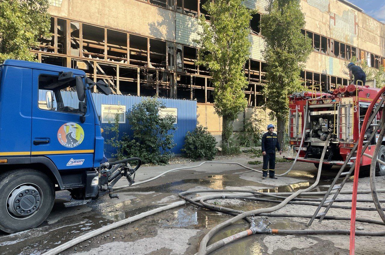 В Одесі внаслідок вибуху пошкоджені 30 вікон у п’яти будинках «фото»