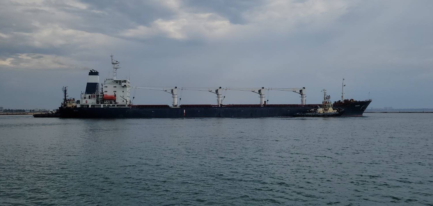 З порту Одеси вперше з початку війни вийшло судно (фото) «фото»