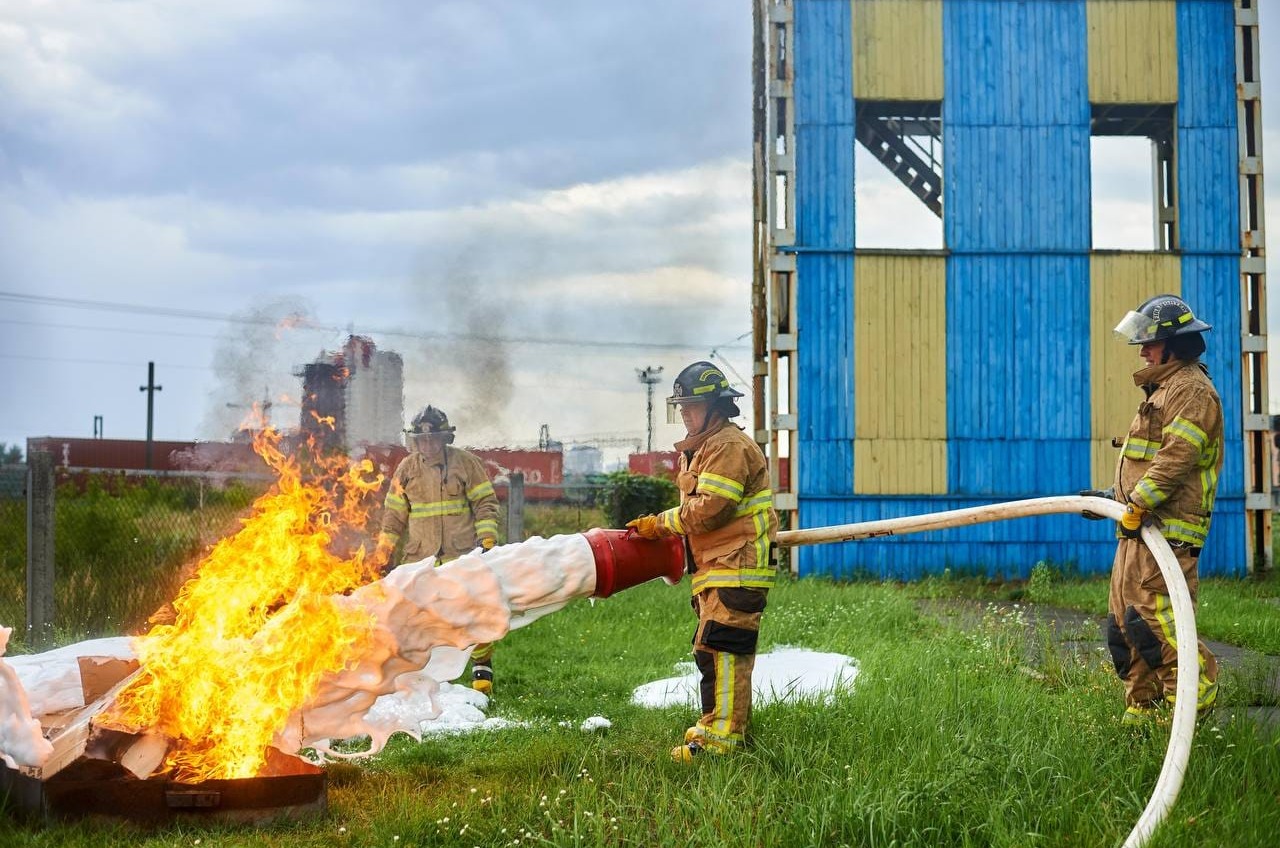 Одеські залізничники отримали нову пожежну амуницію (фото) «фото»